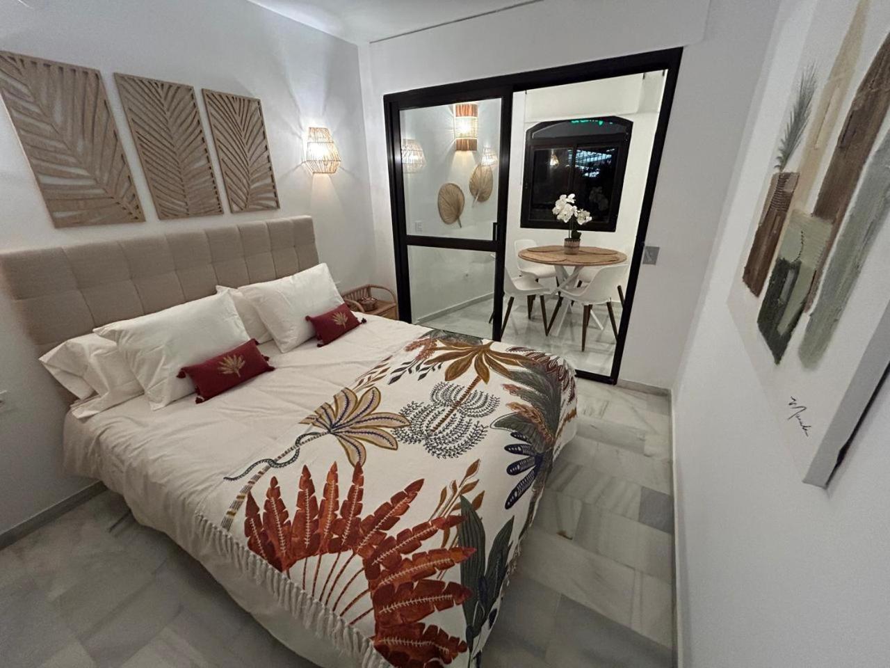 Nomad Stays Milos Y Bali Marbella Eksteriør billede
