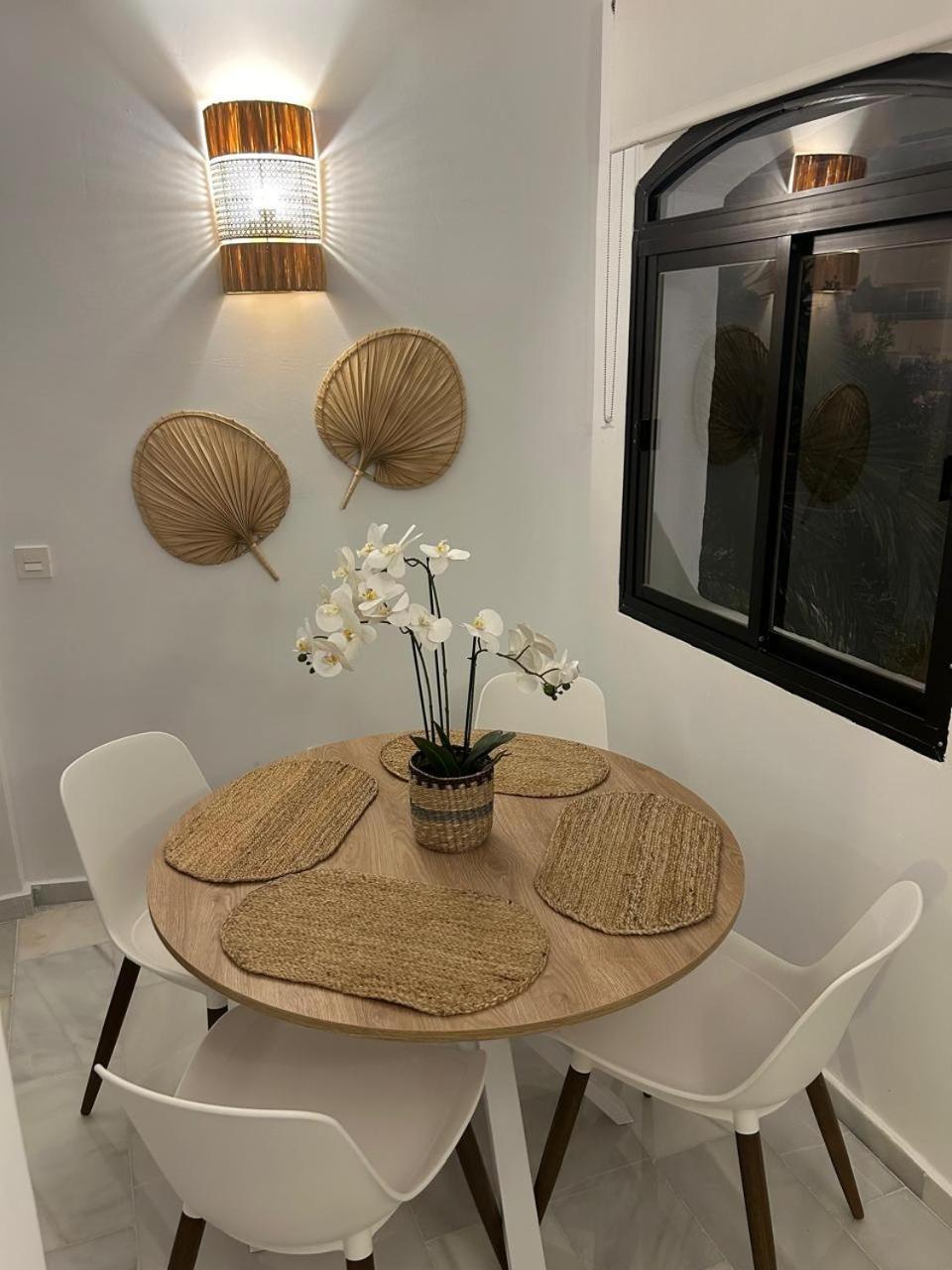 Nomad Stays Milos Y Bali Marbella Eksteriør billede